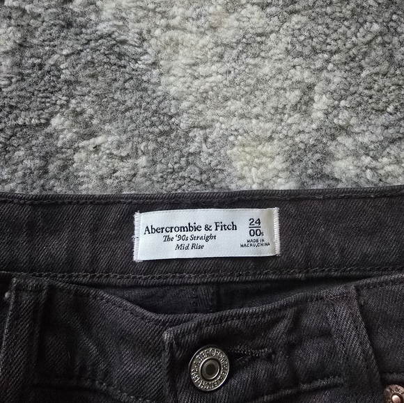 Abercrombie 90’s straight jeans In Brown - Picture 2 of 3